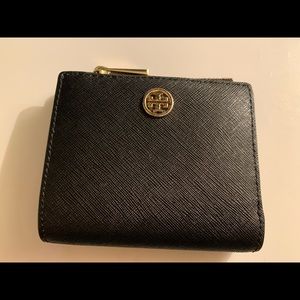 TORY BURCH Robinson Bifold Wallet